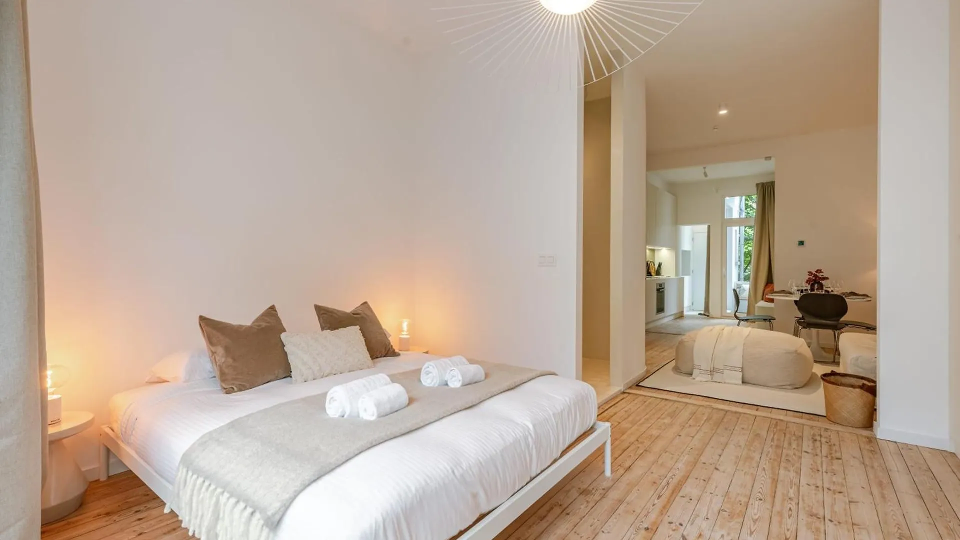 Huswell - Charming Apartment With Cozy Balcony Antwerp 0*,  Belgium